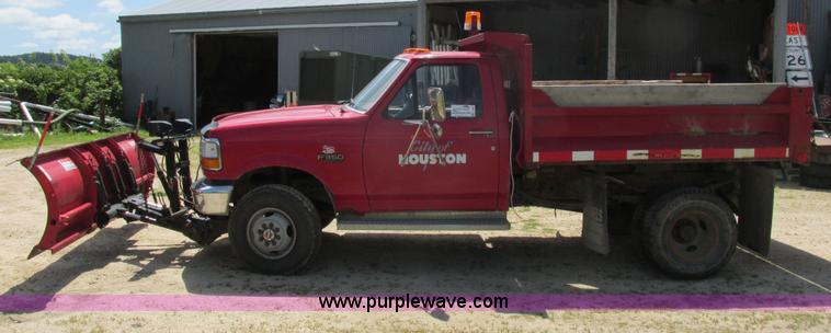 image for item I3883 1992 Ford F350 Custom dump bed truck