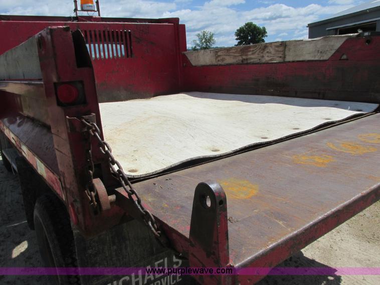 image for item I3883 1992 Ford F350 Custom dump bed truck