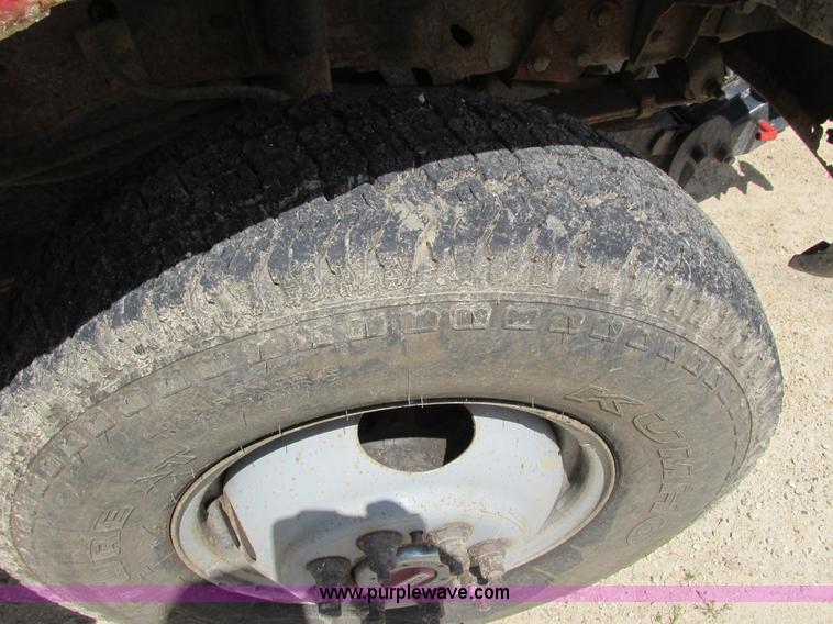 image for item I3883 1992 Ford F350 Custom dump bed truck