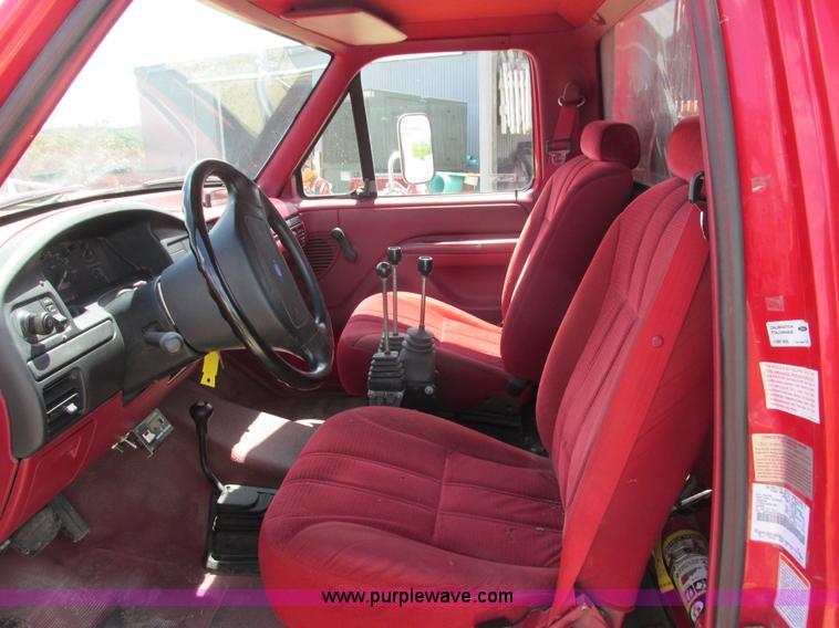 image for item I3883 1992 Ford F350 Custom dump bed truck