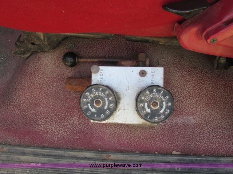 image for item I3883 1992 Ford F350 Custom dump bed truck