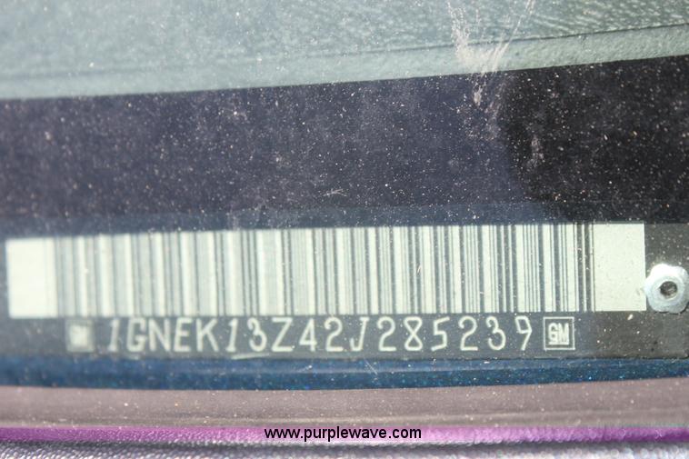 image for item I7288 2002 Chevrolet Tahoe SUV