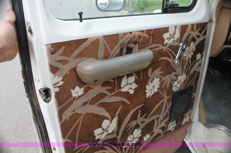 image for item I7308 1984 Ford Econoline E350 RV