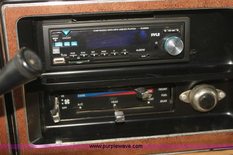 image for item I7308 1984 Ford Econoline E350 RV