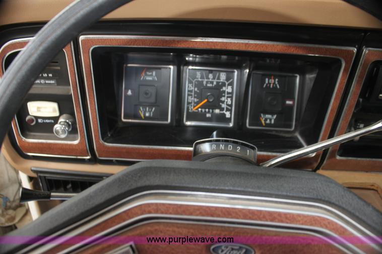 image for item I7308 1984 Ford Econoline E350 RV