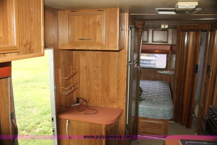 image for item I7308 1984 Ford Econoline E350 RV