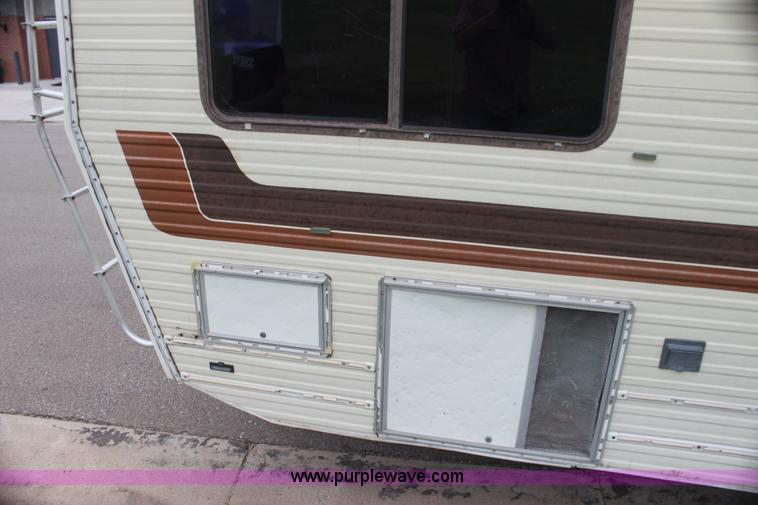 image for item I7308 1984 Ford Econoline E350 RV