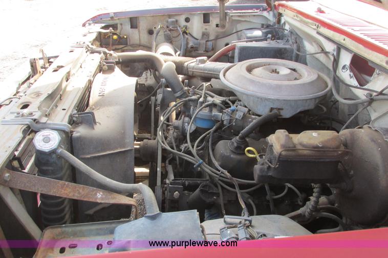 image for item I9545 1980 Ford F350 truck cab and chassis