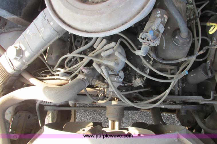 image for item I9545 1980 Ford F350 truck cab and chassis