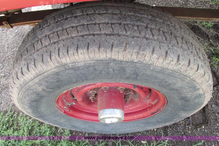 image for item I9545 1980 Ford F350 truck cab and chassis