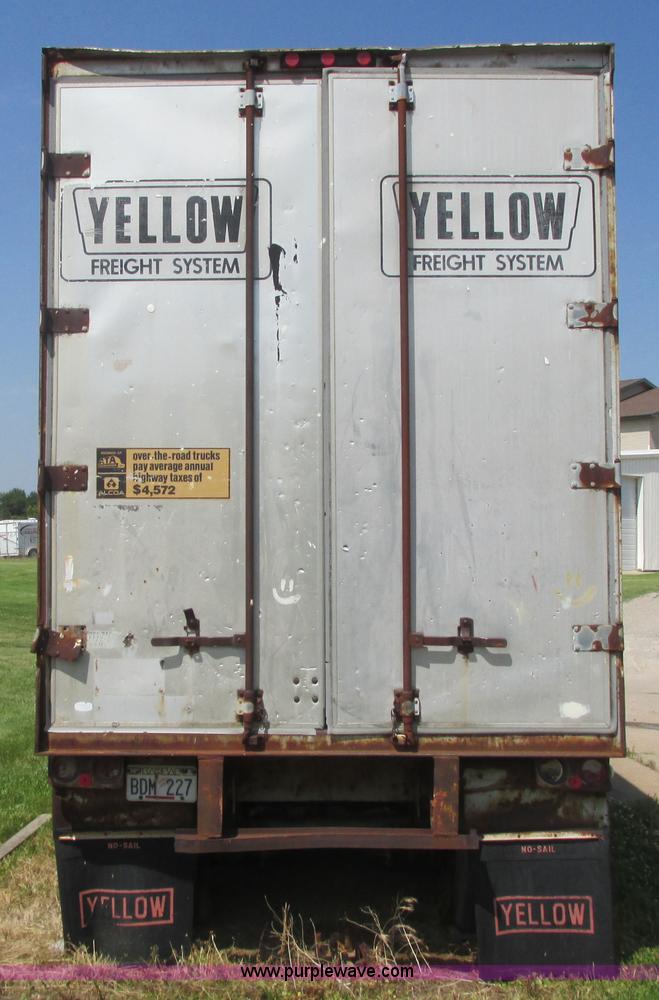 image for item I9549 1979 Fruehauf dry van trailer