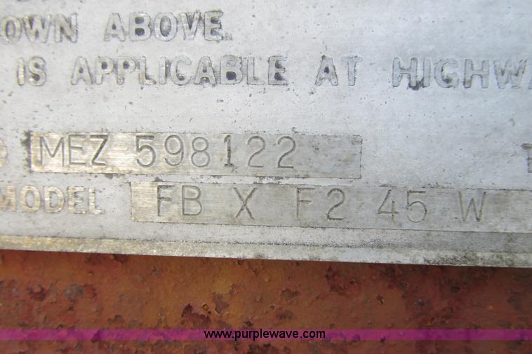 image for item I9549 1979 Fruehauf dry van trailer