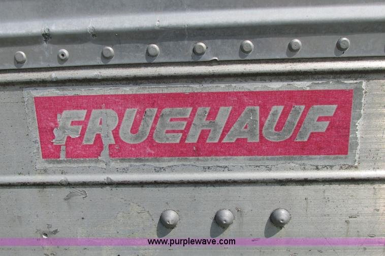 image for item I9549 1979 Fruehauf dry van trailer