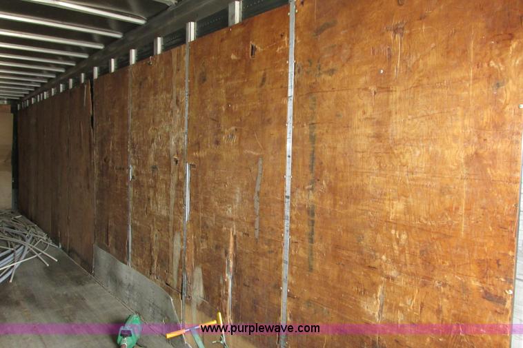 image for item I9549 1979 Fruehauf dry van trailer