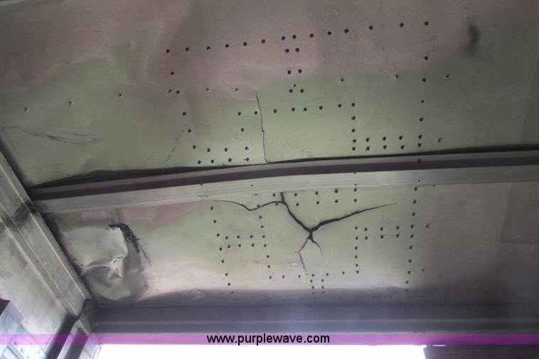 image for item I9549 1979 Fruehauf dry van trailer