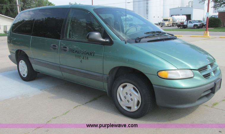 image for item I9559 1998 Dodge Grand Caravan SE van