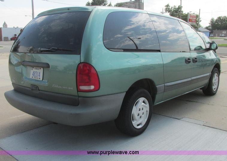 image for item I9559 1998 Dodge Grand Caravan SE van