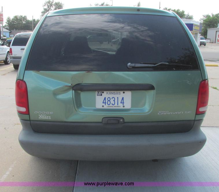 image for item I9559 1998 Dodge Grand Caravan SE van