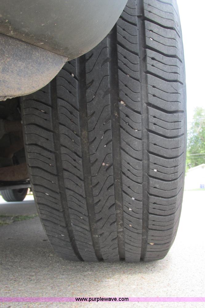 image for item I9559 1998 Dodge Grand Caravan SE van