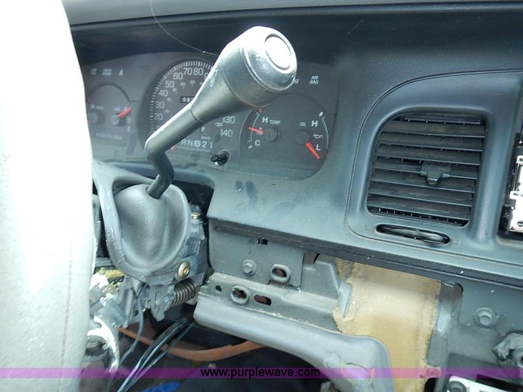 image for item J1022 2000 Ford Crown Victoria Police Interceptor