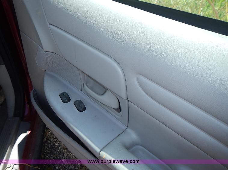 image for item J1022 2000 Ford Crown Victoria Police Interceptor