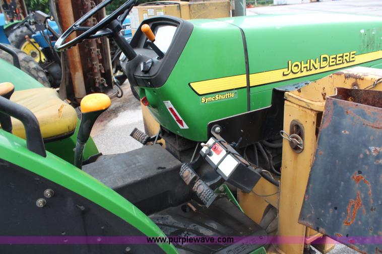 image for item J1026 2003 John Deere 5420 tractor