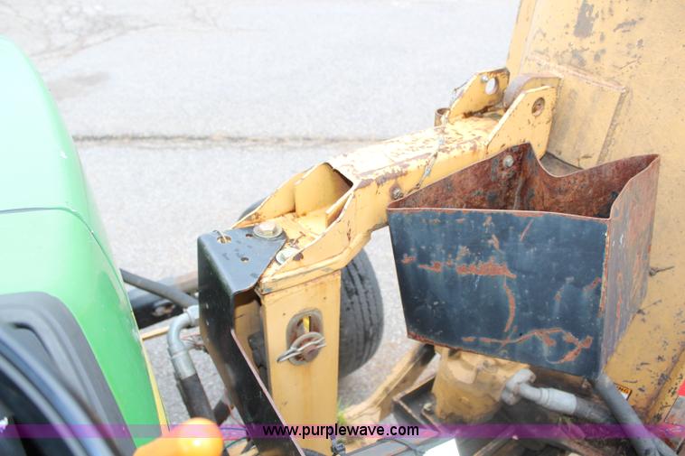 image for item J1026 2003 John Deere 5420 tractor