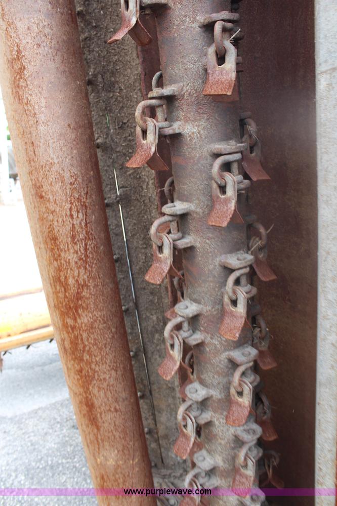 image for item J1035 2003 John Deere 5420 tractor