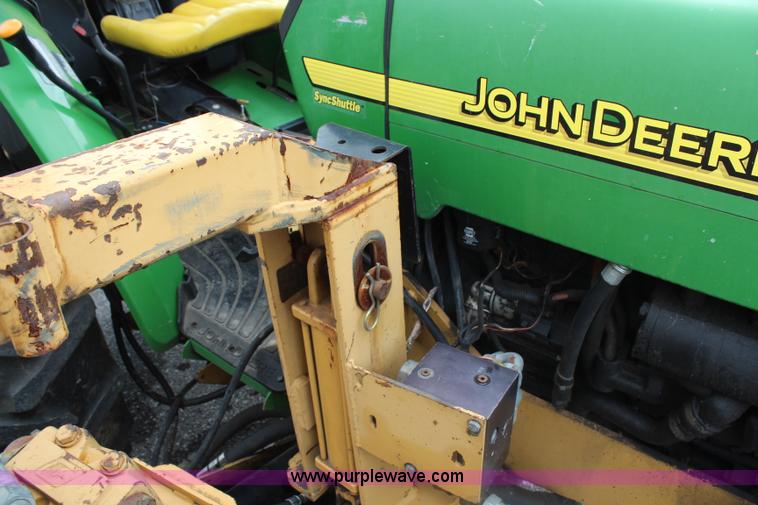 image for item J1035 2003 John Deere 5420 tractor