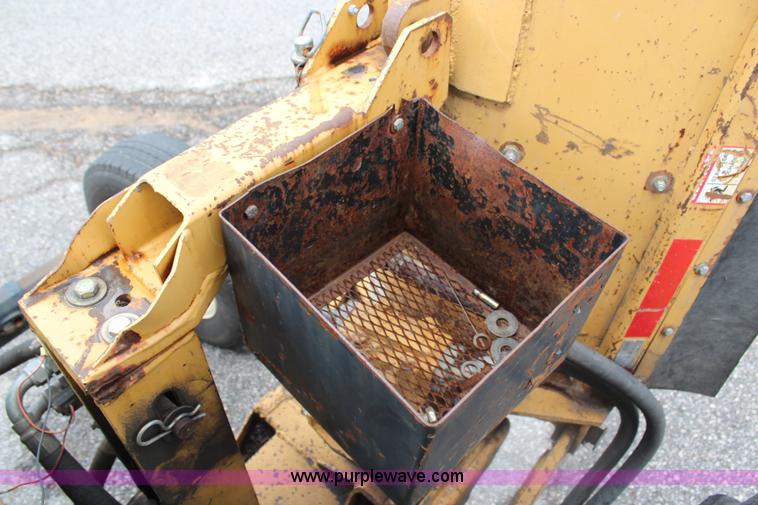 image for item J1036 2003 John Deere 5420 tractor