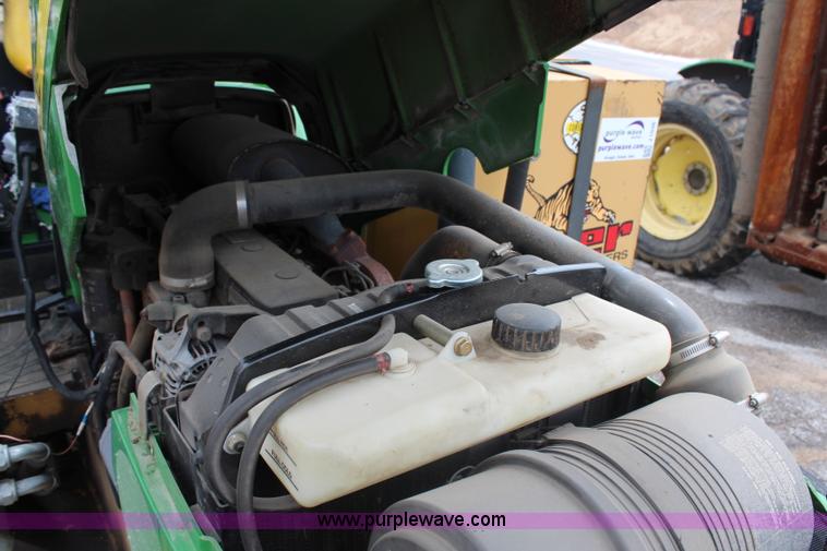 image for item J1036 2003 John Deere 5420 tractor