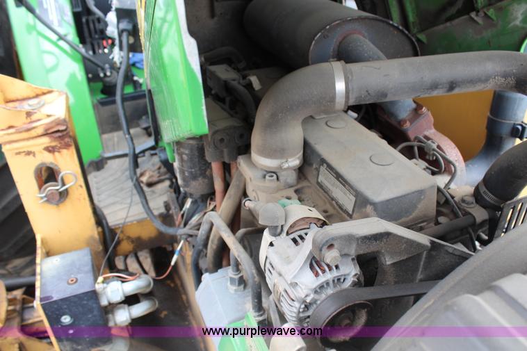 image for item J1036 2003 John Deere 5420 tractor