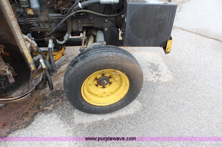 image for item J1038 Ford 5030 tractor