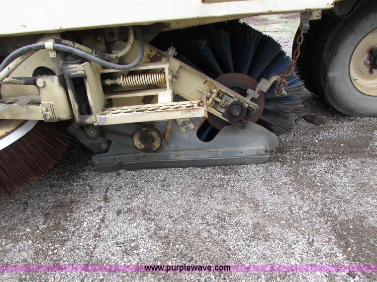 image for item J1070 1998 Elgin Pelican P series street sweeper