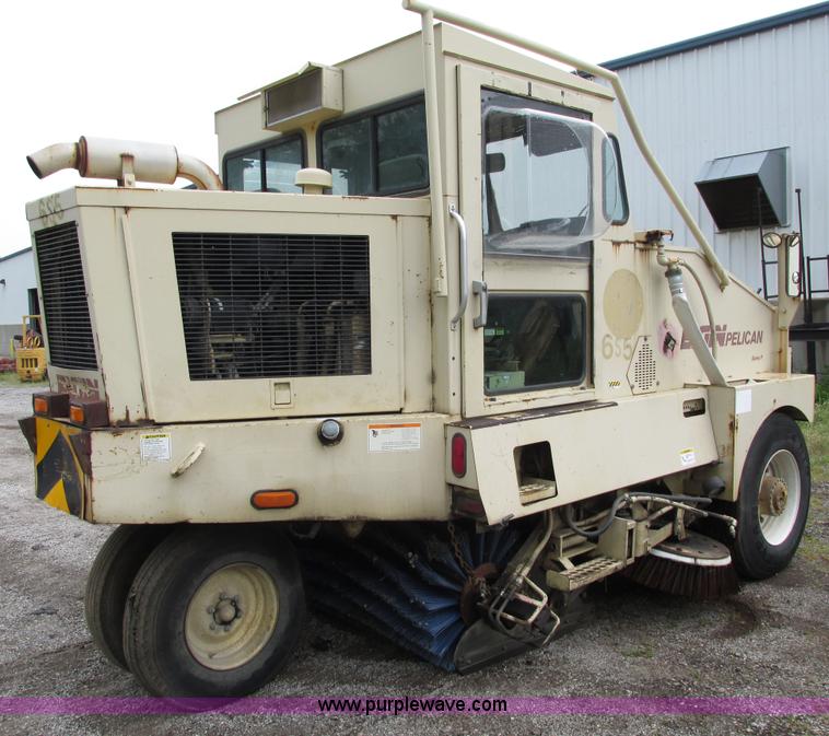 image for item J1070 1998 Elgin Pelican P series street sweeper