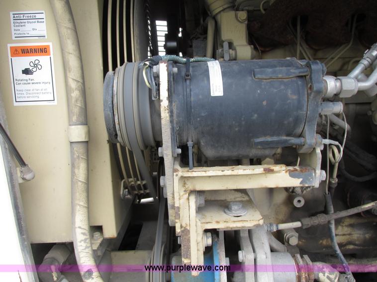 image for item J1070 1998 Elgin Pelican P series street sweeper