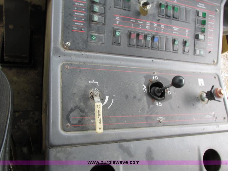 image for item J1070 1998 Elgin Pelican P series street sweeper