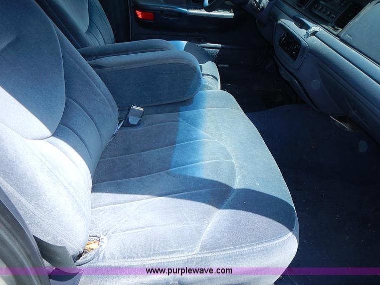 image for item J1072 2000 Ford Crown Victoria Police Interceptor