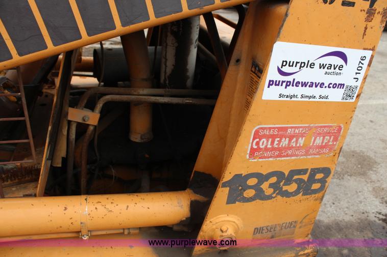 image for item J1076 Case 1835B Uniloader skid steer