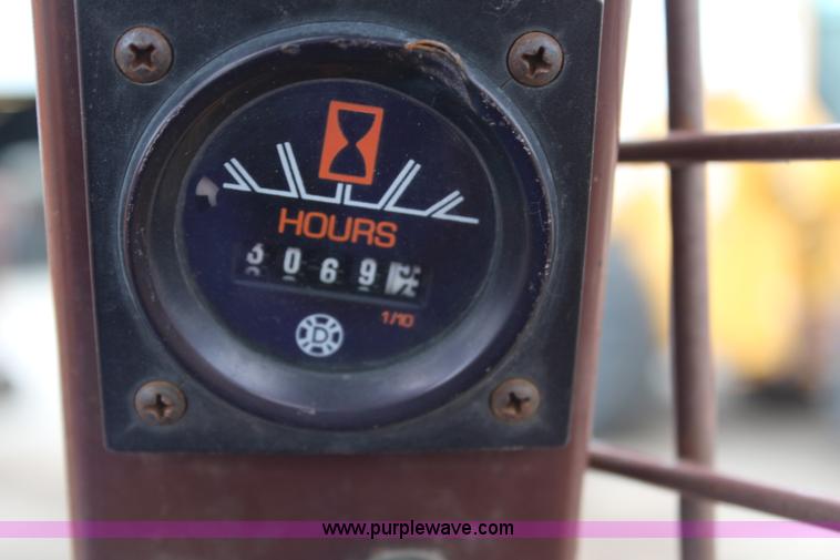 image for item J1076 Case 1835B Uniloader skid steer