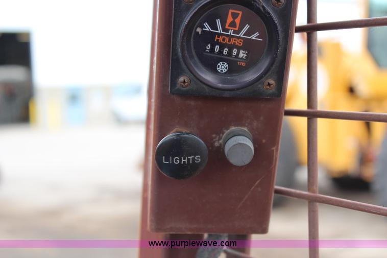 image for item J1076 Case 1835B Uniloader skid steer