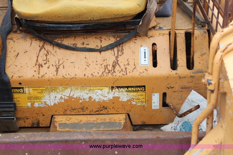 image for item J1076 Case 1835B Uniloader skid steer
