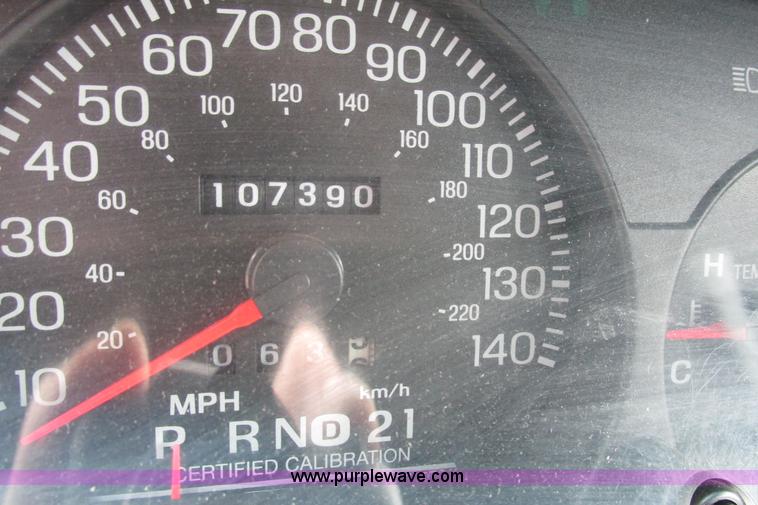 image for item J1134 2005 Ford Crown Victoria Police Interceptor