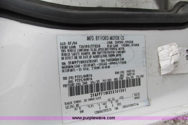 image for item J1134 2005 Ford Crown Victoria Police Interceptor