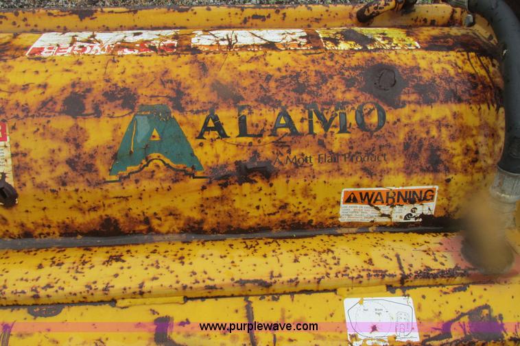 image for item J1135 Ford 5030 tractor