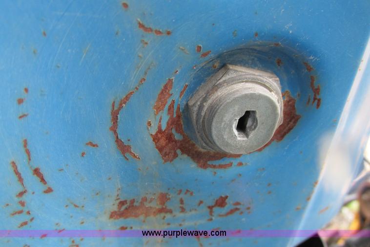 image for item J1135 Ford 5030 tractor