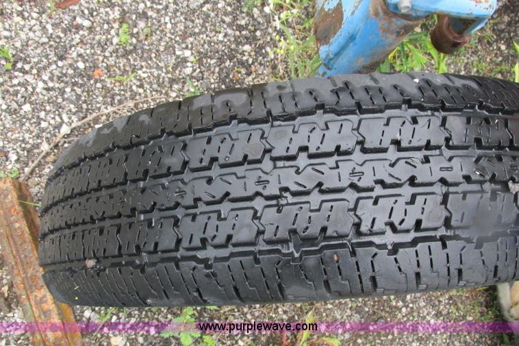 image for item J1135 Ford 5030 tractor