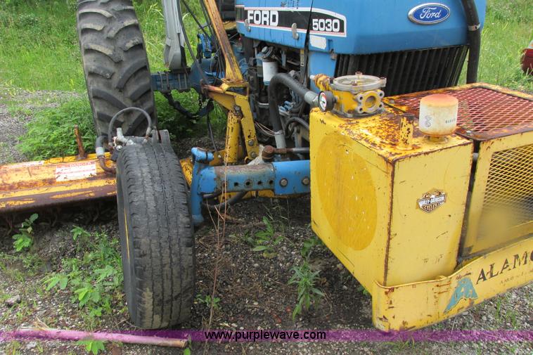 image for item J1135 Ford 5030 tractor