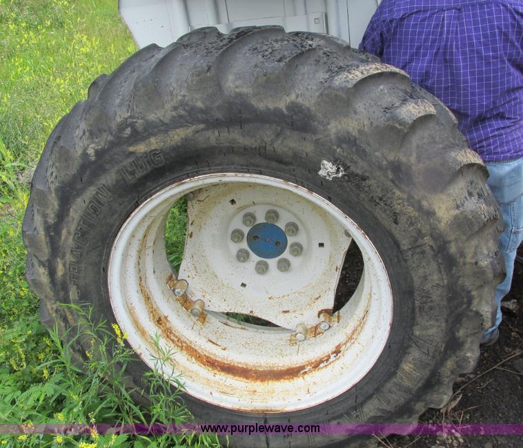 image for item J1135 Ford 5030 tractor