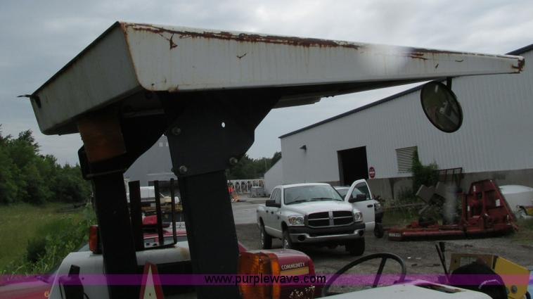 image for item J1135 Ford 5030 tractor